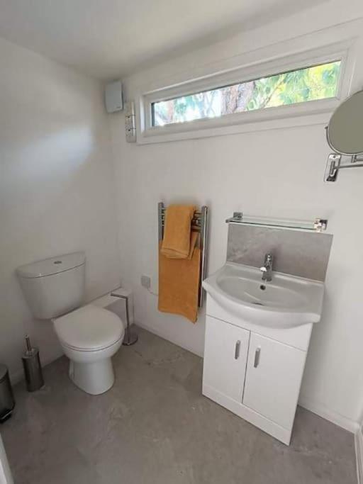Private Lodge Close To Beaches And Goodwood Felpham Exterior foto
